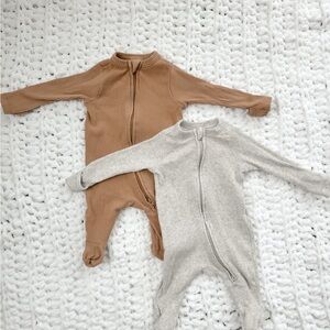 Ribbed Zip-Front Baby One-Piece in Camel and Gray